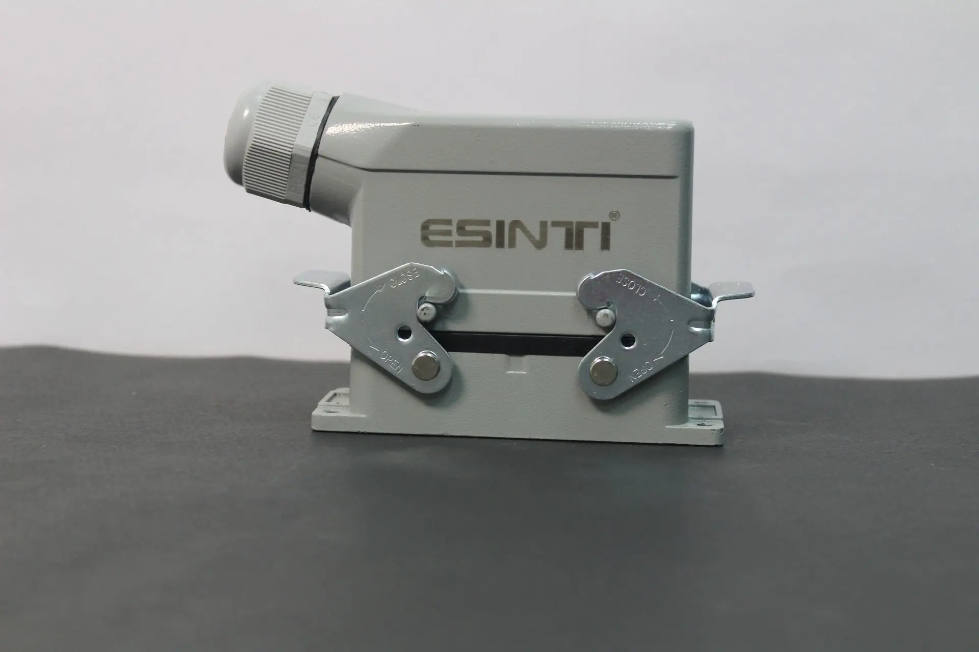 Heavy-Duty Waterproof Electrical Connector (Bottom Open) - Image 10