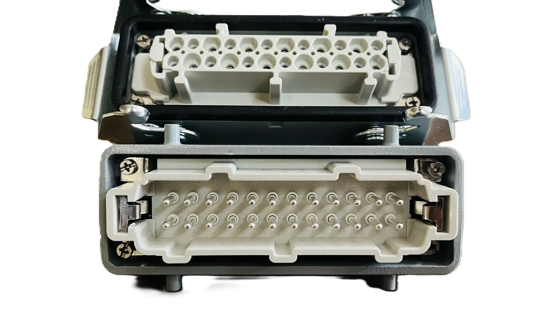 Esinti 24-Pin Heavy Duty Connector – Bottom Open, Top Entry - Image 2