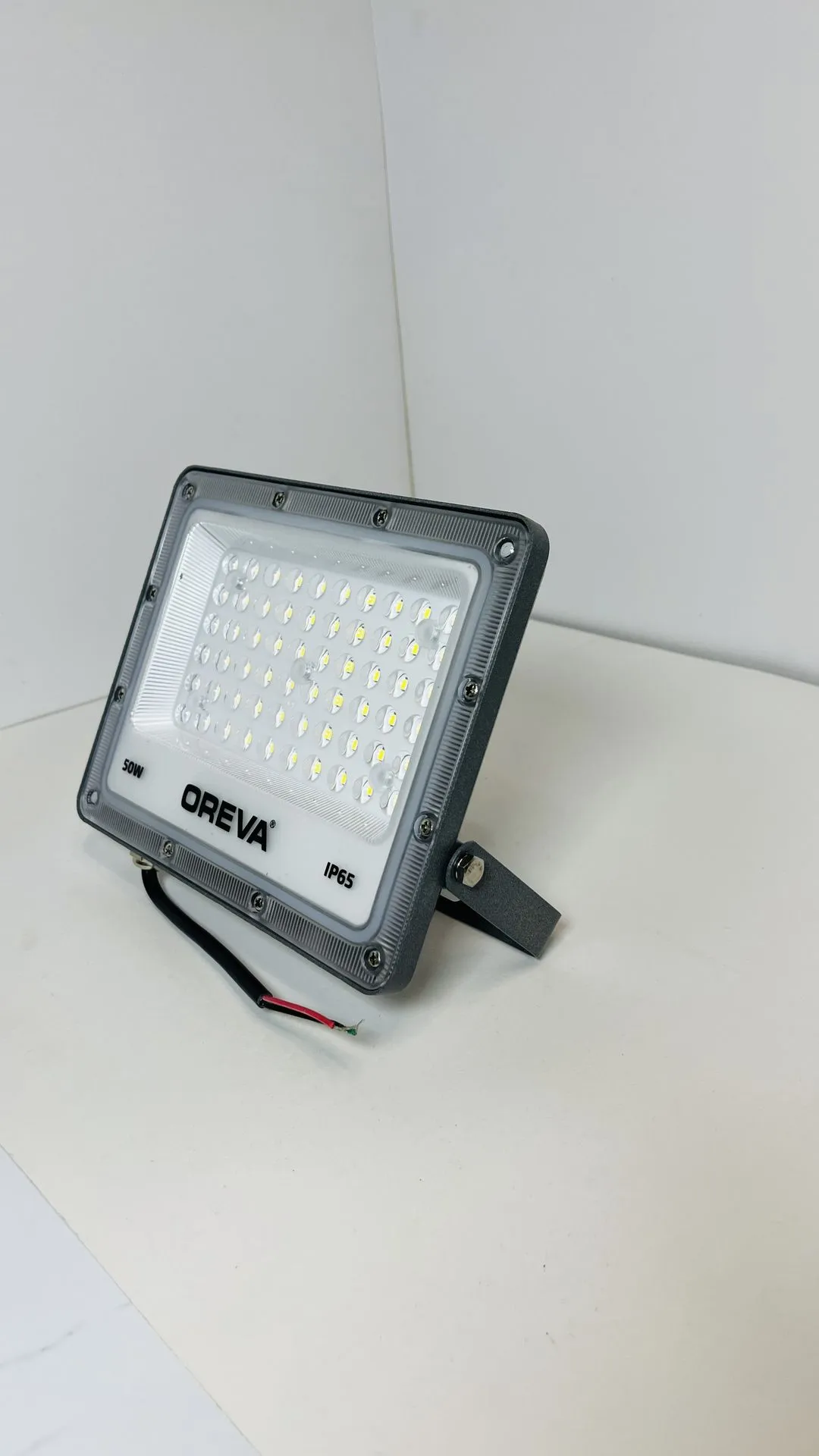 OREVA 50W LED Flood Light - Image 2